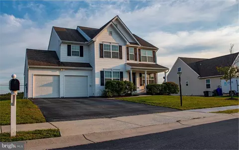 27 E Imperial Dr, Aspers, PA 17304 photo 3
