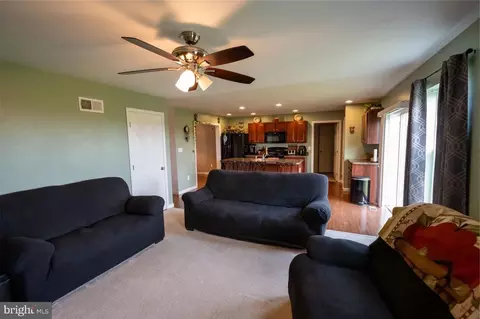 27 E Imperial Dr, Aspers, PA 17304 photo 15