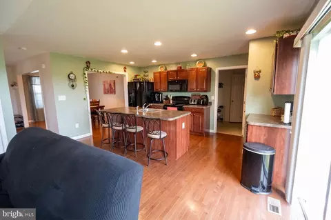 27 E Imperial Dr, Aspers, PA 17304 photo 11