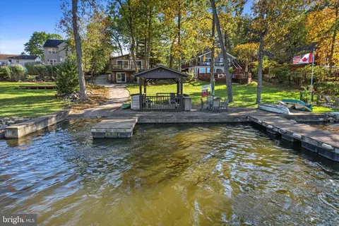 9 Bragg Dr, East Berlin, PA 17316