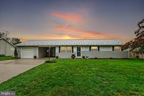 180 Knoxlyn Rd, Gettysburg, PA 17325