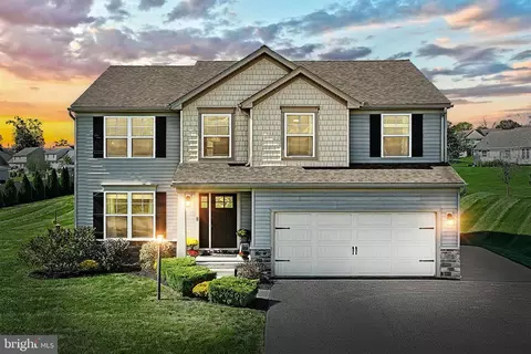 100 Holly Ct, East Berlin, PA 17316