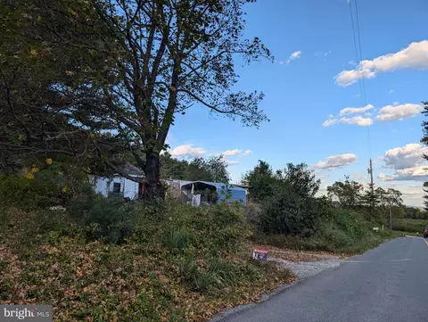 910 Orchard Rd, Orrtanna, PA 17353