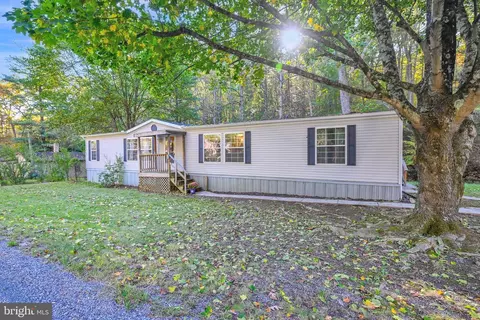 1184 Iron Springs Rd, Fairfield, PA 17320
