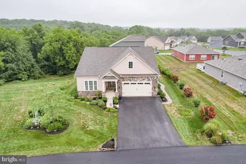 24 River Rd, Gettysburg, PA 17325