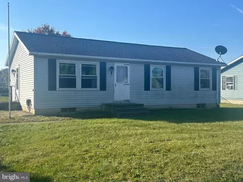 57 Deer Dr, Hanover, PA 17331