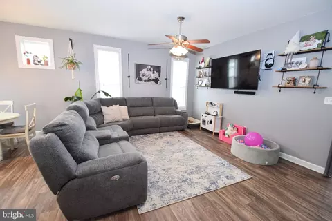 18 Star Dr, Hanover, PA 17331 photo 4
