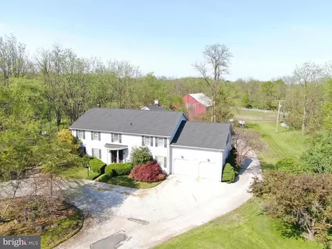 240 Cavalry Field Rd, Gettysburg, PA 17325
