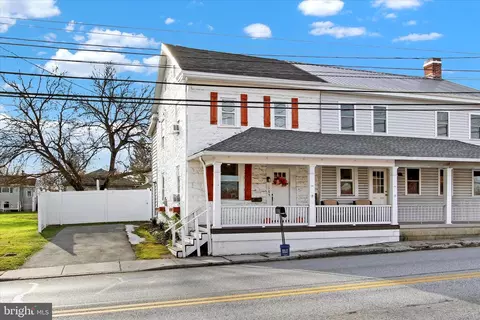 105 E King St, Abbottstown, PA 17301