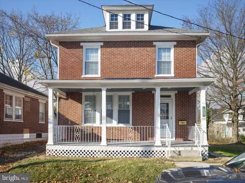639 S Washington St, Gettysburg, PA 17325