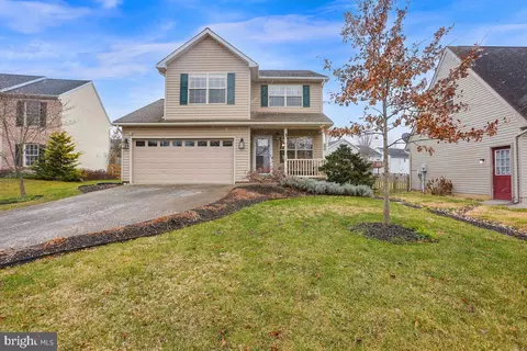 37 Appler Ct, Littlestown, PA 17340