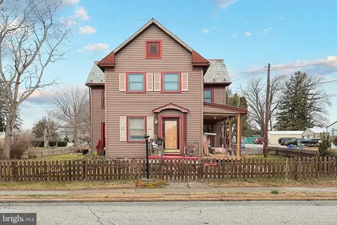 141 North, Mcsherrystown, PA 17344