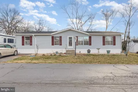 13 Bonneau Heights Rd, Gettysburg, PA 17325