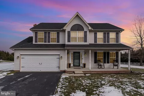 41 W Summit Dr, Littlestown, PA 17340