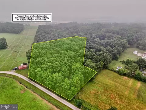 65 White Oak Trl, Gettysburg, PA 17325