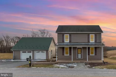 135 Kime Hatchery Rd, Gardners, PA 17324