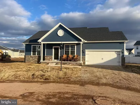 10 Covey Ct #C73, Gettysburg, PA 17325