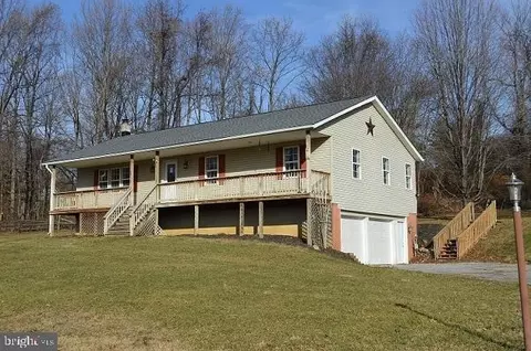 14 Yvonne Trl, Fairfield, PA 17320