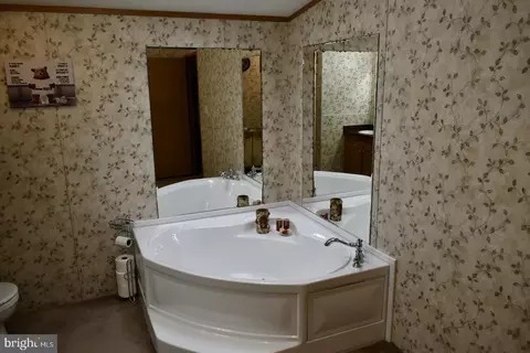38 Broadwing Dr, Hanover, PA 17331 photo 17