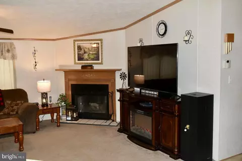 38 Broadwing Dr, Hanover, PA 17331 photo 8