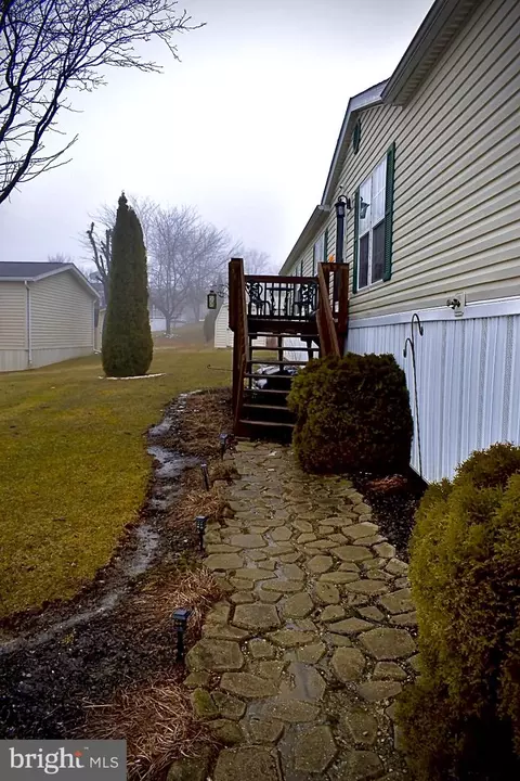 38 Broadwing Dr, Hanover, PA 17331 photo 3