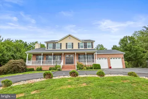 40 Schofield Dr, East Berlin, PA 17316