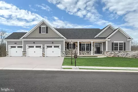 2210 Harney Rd, Littlestown, PA 17340