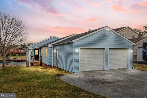 215 Heritage Dr, Gettysburg, PA 17325