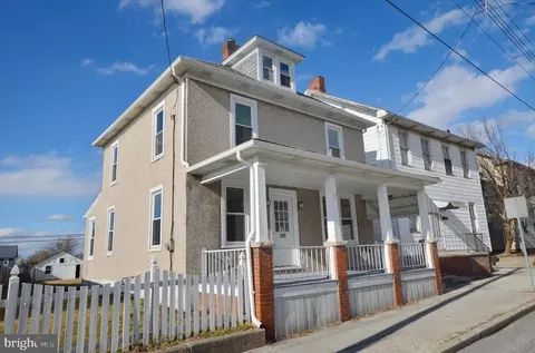 209 Main St, Mcsherrystown, PA 17344