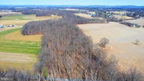 762 Line Rd, Littlestown, PA 17340