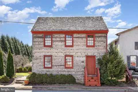 115 E King St, East Berlin, PA 17316