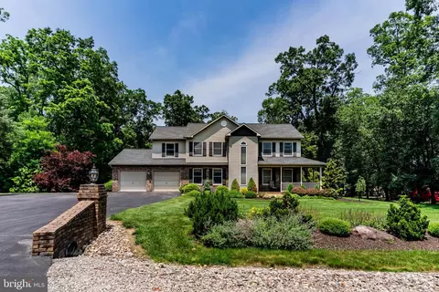 61 Sedgwick Dr, East Berlin, PA 17316