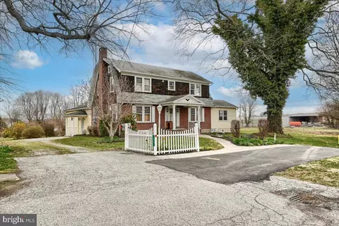 30 N 3rd St, Orrtanna, PA 17353
