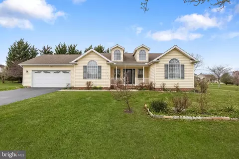 305 Hillside Dr, East Berlin, PA 17316