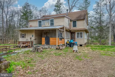 263 D Boy Scout Rd, New Oxford, PA 17350