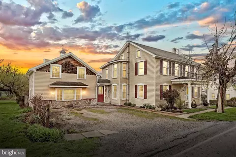 2476 Mummasburg Rd, Gettysburg, PA 17325