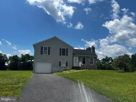 10 Double Play Dr, Gettysburg, PA 17325