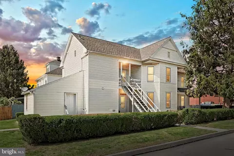 700 Linden Ave, Hanover, PA 17331
