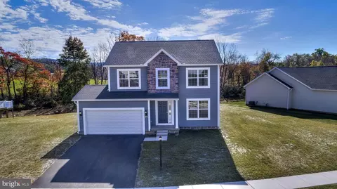 6 Covey Ct #C72, Gettysburg, PA 17325