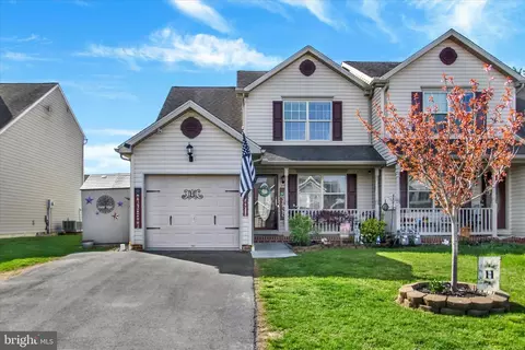 47 Birch Dr, Hanover, PA 17331