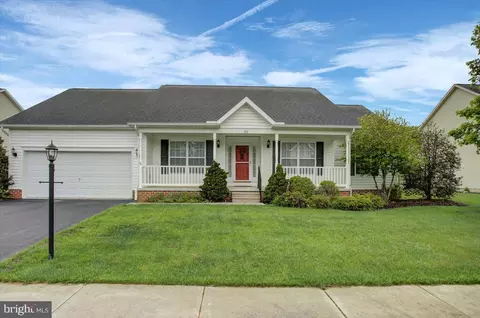 22 Laura Ln, Gettysburg, PA 17325