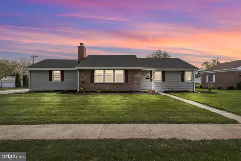 700 Fairview Ave, Gettysburg, PA 17325