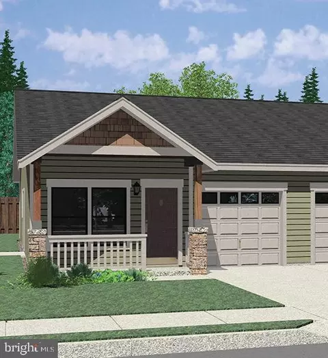 117 W Charles St, Littlestown, PA 17340