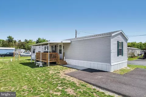 2215 Biglerville Rd #15, Gettysburg, PA 17325