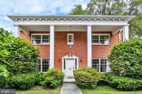 78 E Broadway, Gettysburg, PA 17325