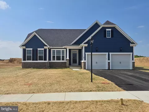 25 Buckskin Dr #73, Hanover, PA 17331