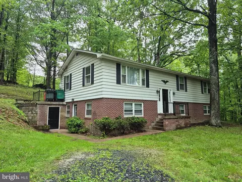 11 Valley Trl, Fairfield, PA 17320