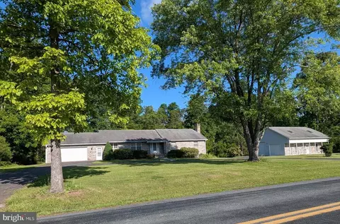 380 Belmont Rd, Gettysburg, PA 17325
