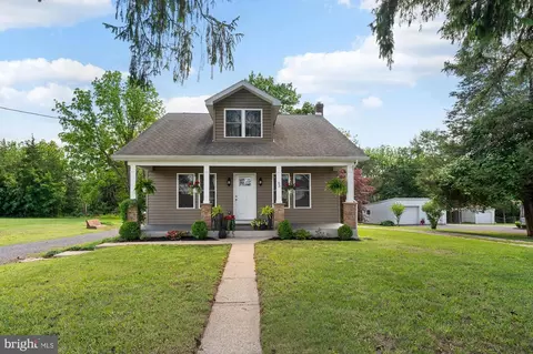 63 W Hanover St, Gettysburg, PA 17325