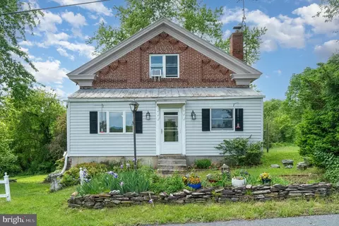 990 Town Hill Rd, York Springs, PA 17372